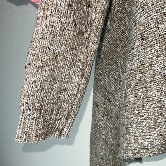 Lovestitch Asymmetrical Poncho - Picture 4 of 6